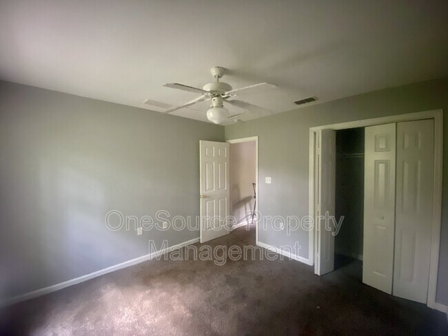 Building Photo - 2738 W Tharpe St