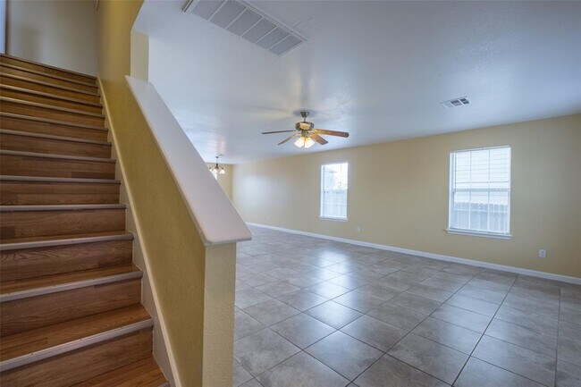 Building Photo - 1305 Casa Blanca Cove