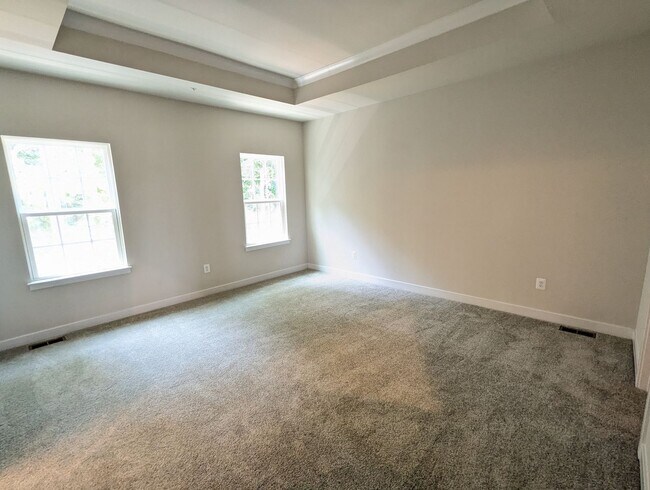 Building Photo - Gorgeous New Construction (never lived in)...