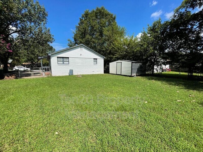 Building Photo - 5010 Morris Ave