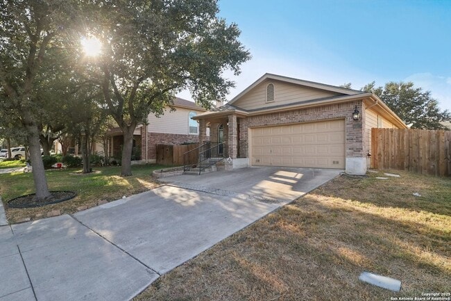 Building Photo - 4119 Chinkapin Oak