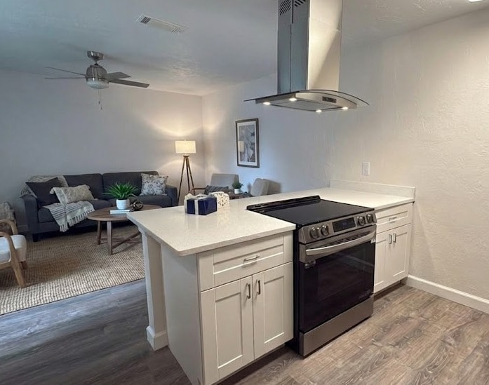 Building Photo - Addison Lane