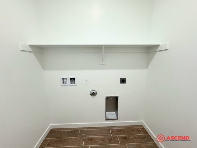 Building Photo - Stunning Newly Built Home in the Southwest!