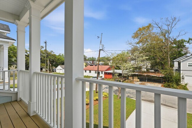 Building Photo - Lowcountry Charm Meets Modern Living -- New Construction in Savannah