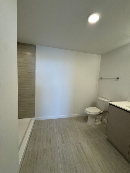 Building Photo - 5579 Millenia Park Blvd