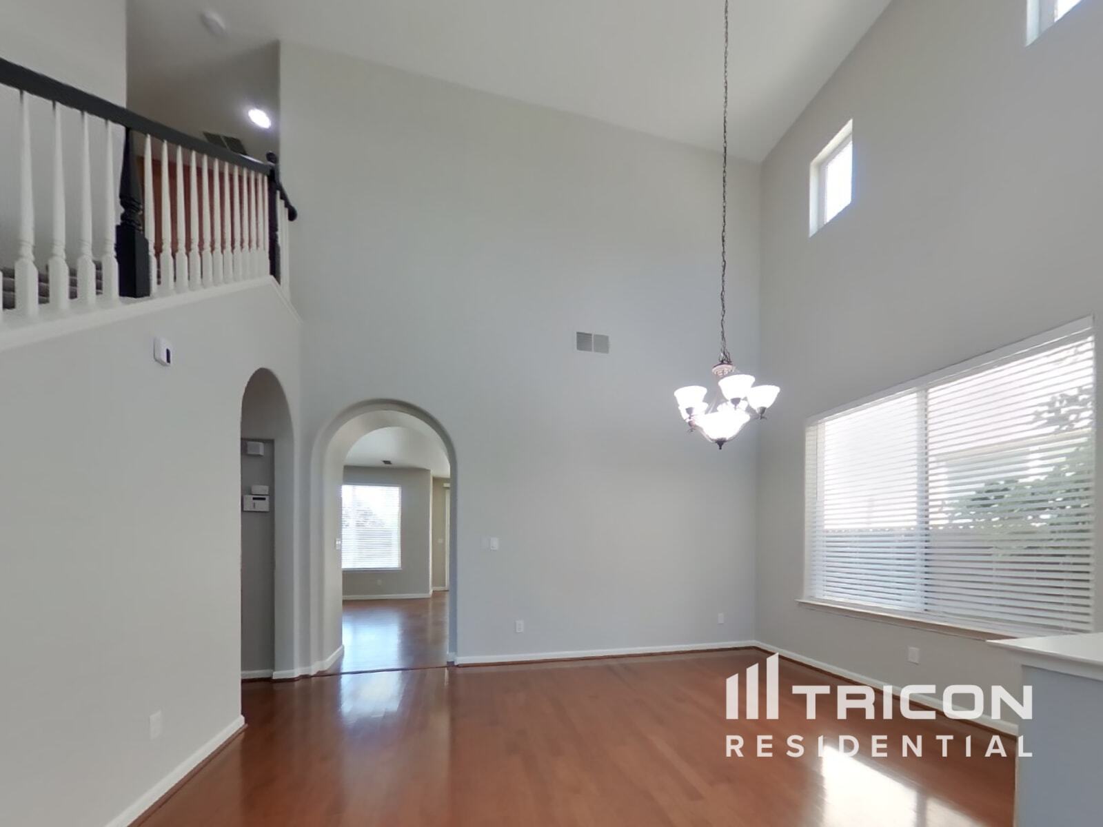 Building Photo - 10246 Canadeo Cir