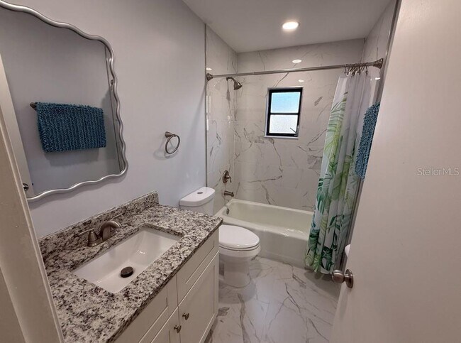Building Photo - 1204 Spanish Cay Ln