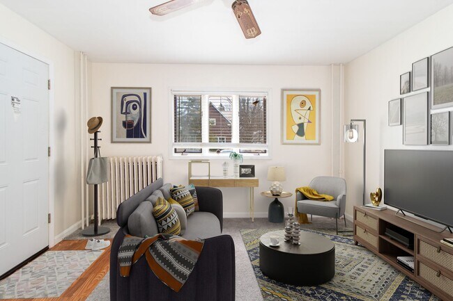 Building Photo - Available June 1st - RECENTLY REFRESHED 2 BED/1 BATH