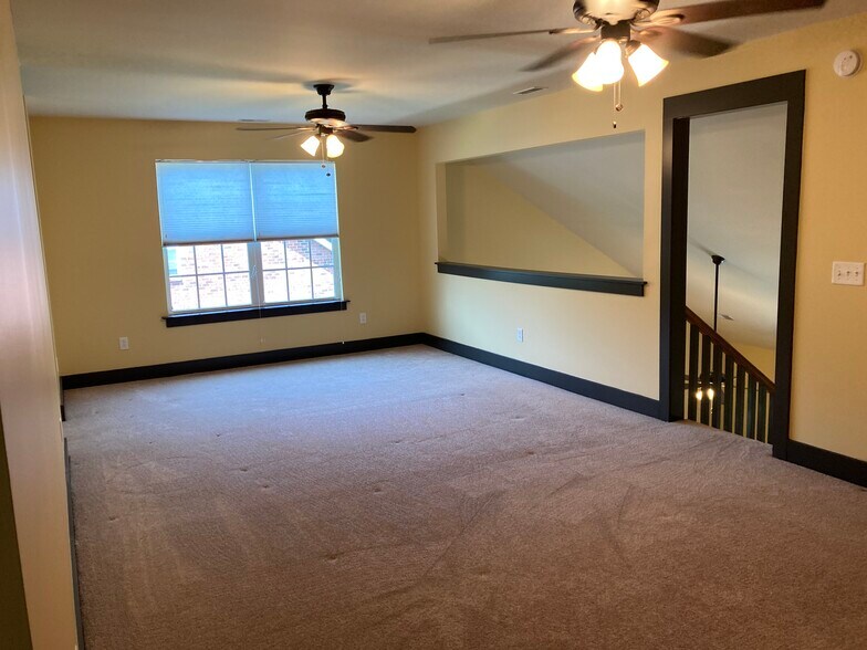 Upstairs bonus room - 3018 Whitland Crossing Dr
