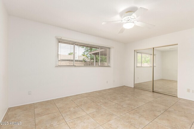 Building Photo - 8308 E Buena Terra Way