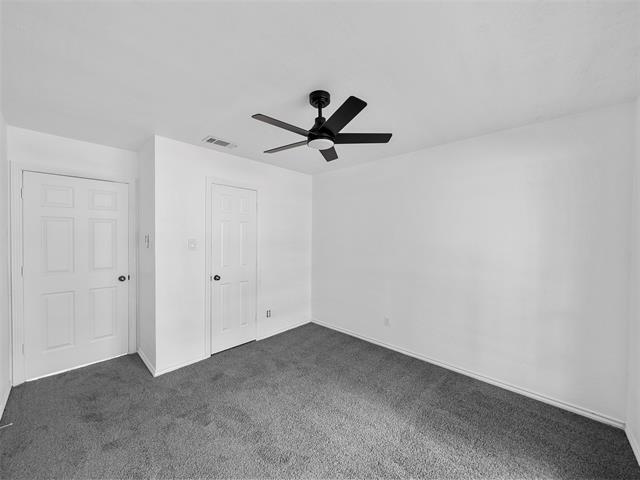 Building Photo - 2219 N Lake Trail
