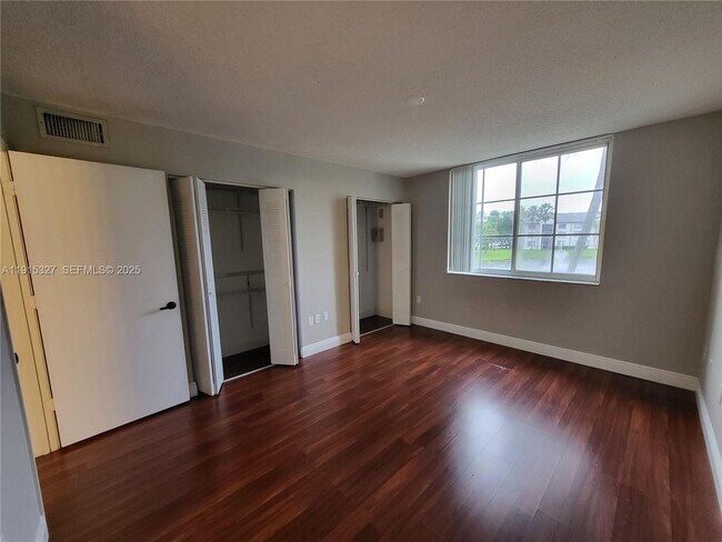 Building Photo - 4350 NW 107th Ave