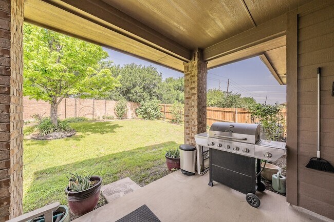 Building Photo - 12713 Diamond Peak Dr