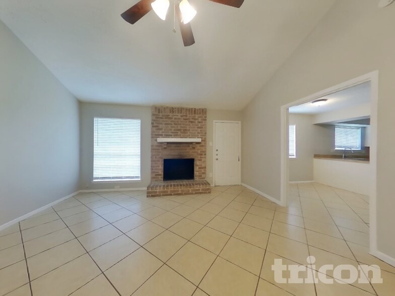 Building Photo - 4523 Mossygate Dr