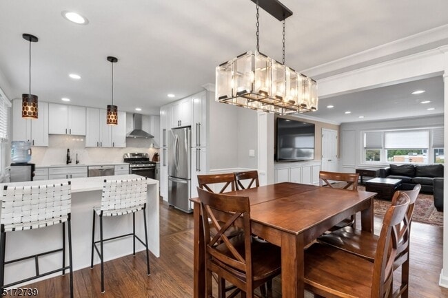 Building Photo - 16 Providence St