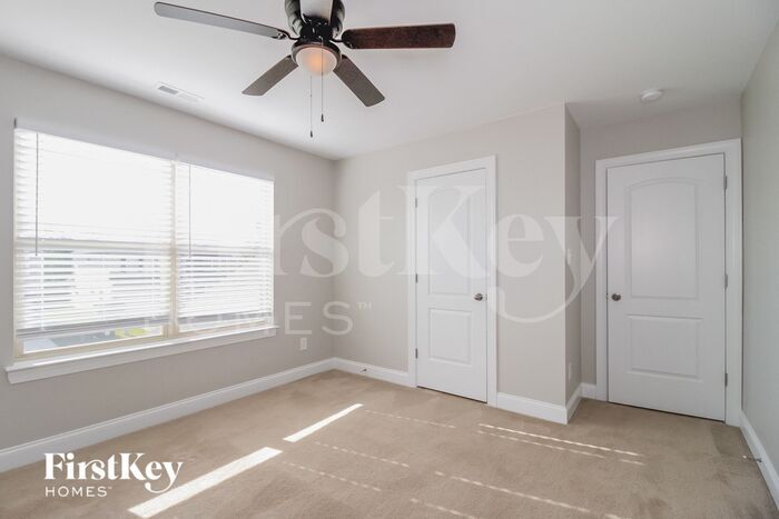 Building Photo - 114 Rosemont Ln