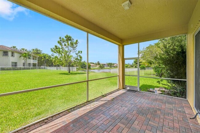 Building Photo - 11162 Regatta Ln