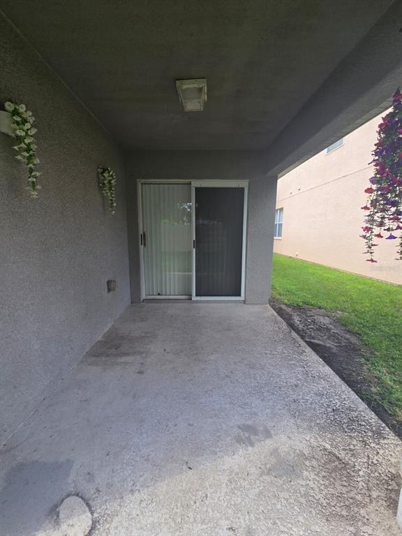 Building Photo - 10303 Avelar Ridge Dr
