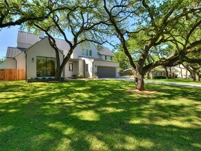 Building Photo - 304 Westwood Terrace