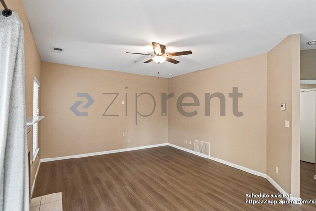 Building Photo - 3082 Rodeo Ln