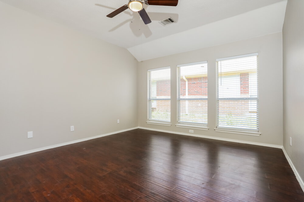 Building Photo - 4405 Crystal Ln