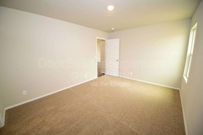 Building Photo - 3004 S 12th St