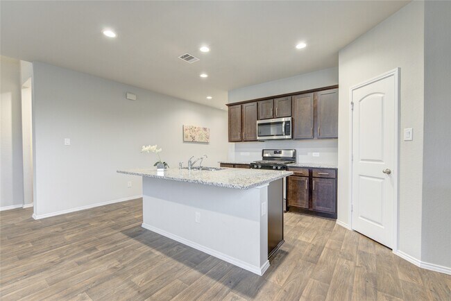 Building Photo - 4215 Fornari Ln