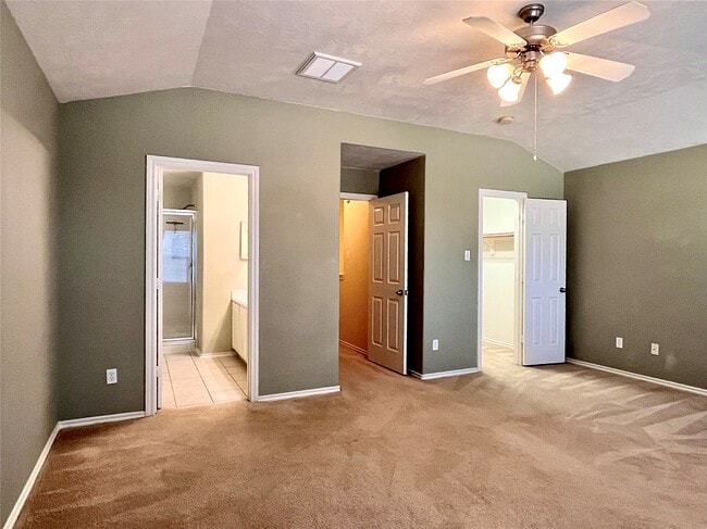 Building Photo - 16219 Sandy Path Ln