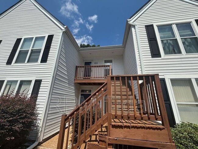 Building Photo - 924 Ironwood Dr