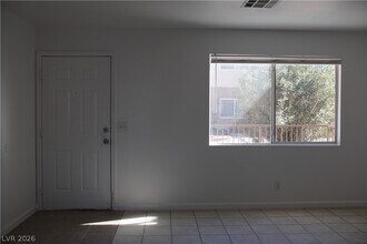 Building Photo - 1662 N Lamont St