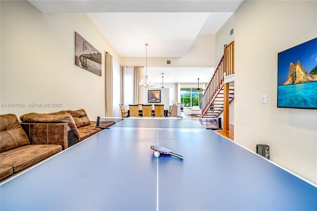 Building Photo - 1241 S 13th Ave