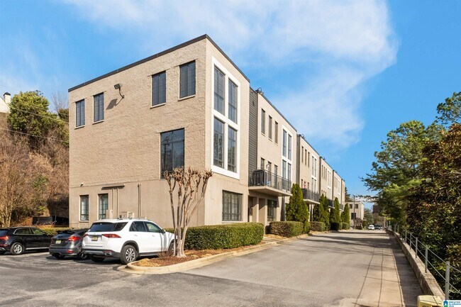 Building Photo - 1884 Red Mountain Ln