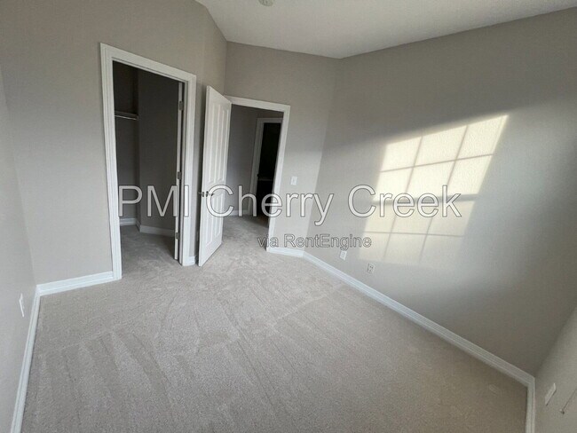 Building Photo - 9256 Kornbrust Dr