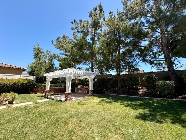 Building Photo - 35614 Bovard St