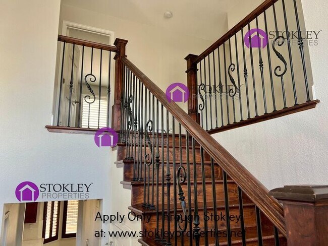 Building Photo - 1562 Terry Lynn Ln