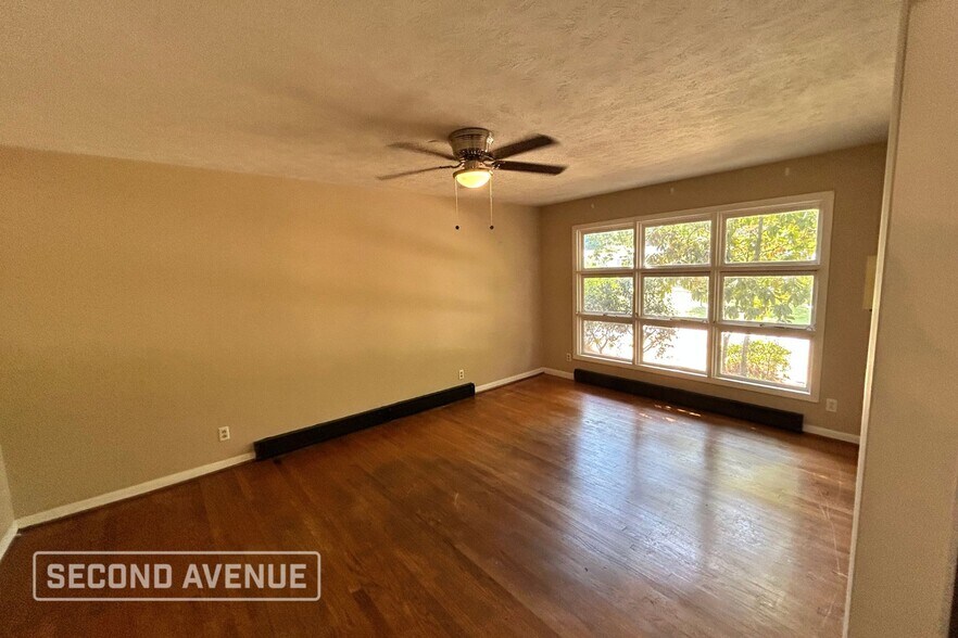 Building Photo - 296 Channing Dr