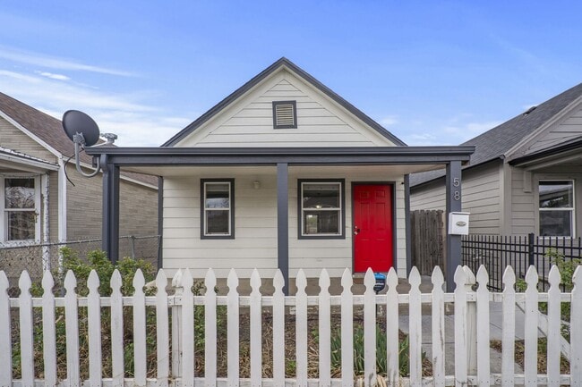 Building Photo - Cute Two Bedroom 1 Bathroom House in North RiNo