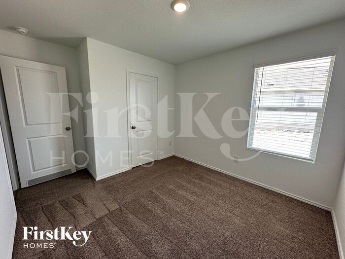 Building Photo - 2406 Sweet Olive