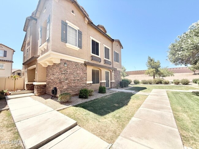 Building Photo - 4144 E Jasper Dr