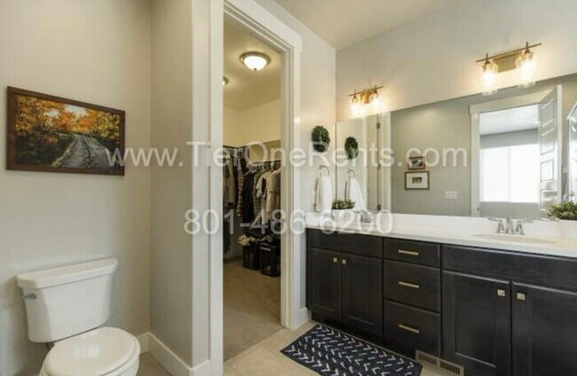 Building Photo - NO DEPOSIT option available for qualified ...
