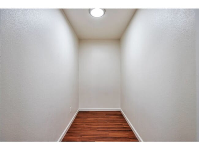 Building Photo - 5339 S Elati St