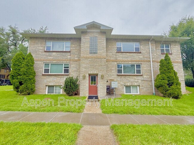 Primary Photo - 516 South St