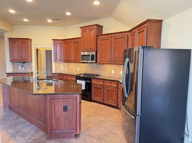 Primary Photo - 27926 Barberry Banks Ln