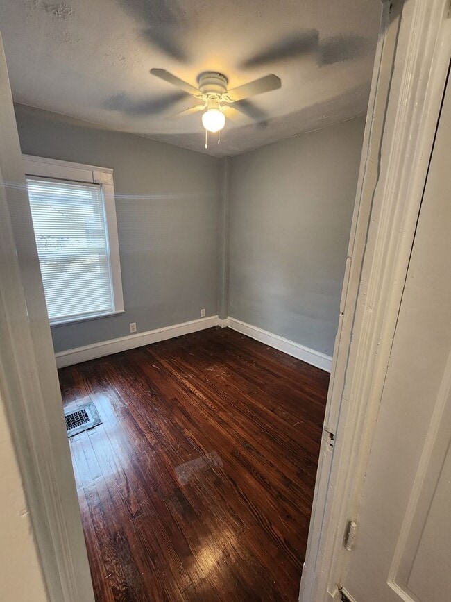 Building Photo - Welcome Home to Ohio City's Historic Charm!