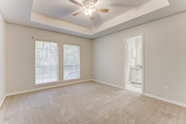 Building Photo - 130 E Capstone Cir