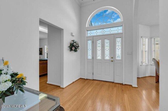 Building Photo - 6 Castile Ct