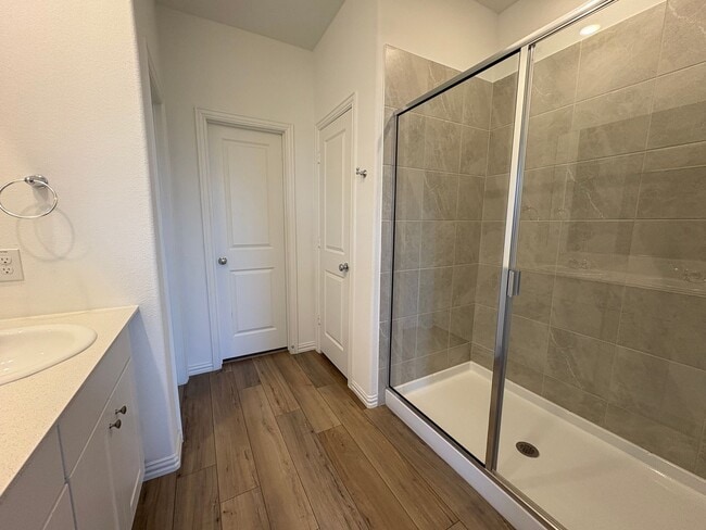 Building Photo - Cute 3-2-2 Princeton March 2026 Move-In!