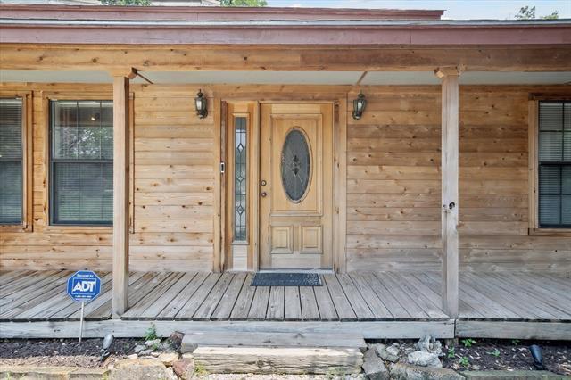 Building Photo - 9400 Live Oak Ln