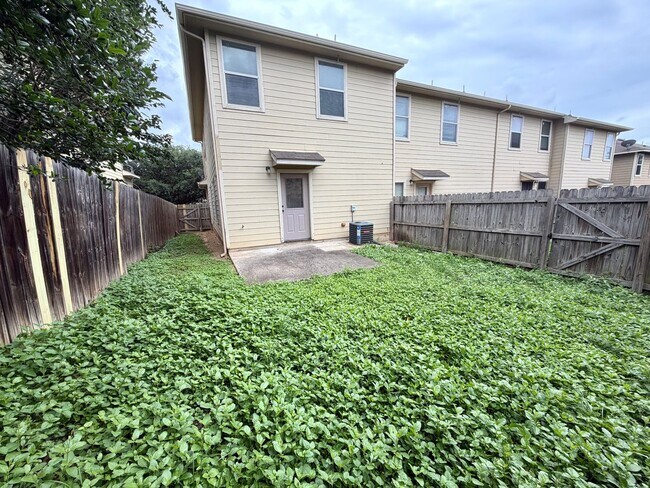 Building Photo - 5011-5017 Stowers Blvd