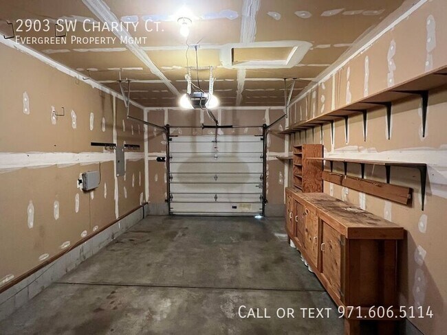 Building Photo - 2903 SW Charity Ct